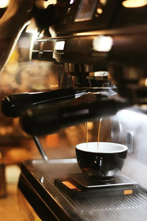 Choosing the Perfect Coffee for Your Espresso Machine: A Guide to Elevating Your Brew.
